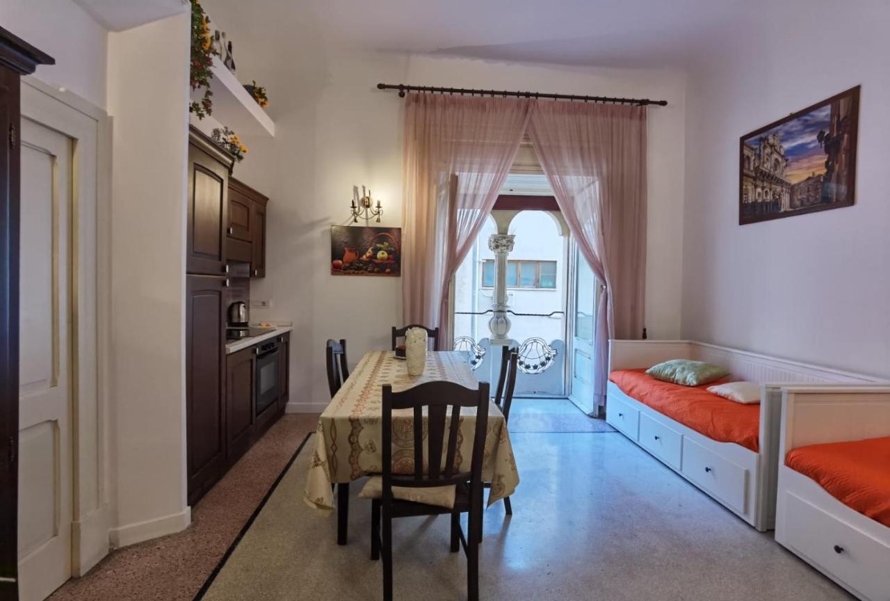 Dimora Bella Apartment Lecce